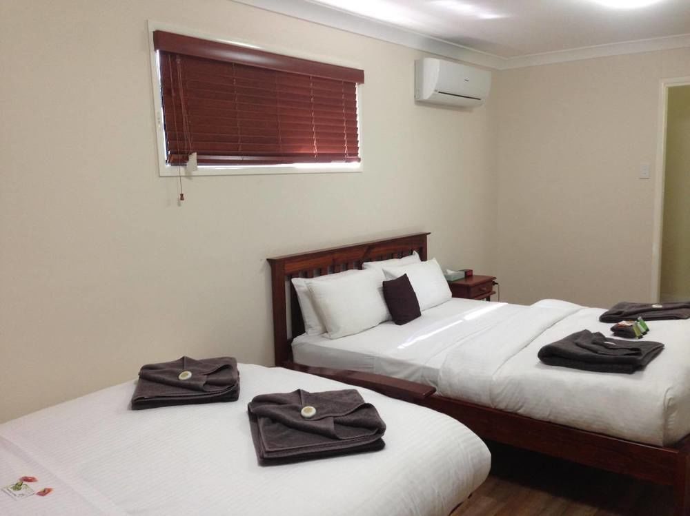 Mapleton Cabins & Caravan Park Екстер'єр фото